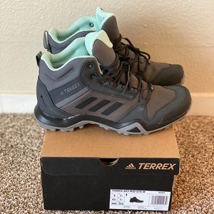 Adidas TERREX AX3